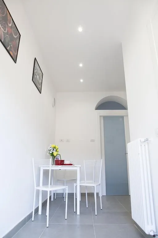 Alessia'S Flat - Buenos Aires Apartment Milan